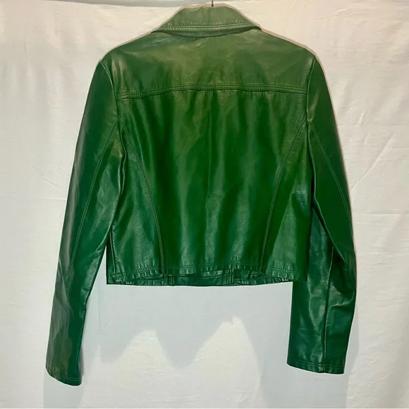 ☘️NWOT Express Women's Kelly Green Moto Faux Leather Jacket - Picture 2 of 4